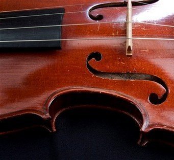 价值数百万小提琴丢失后竟现身瑞士一个失物招领处