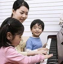 孩子学钢琴，家长先上课