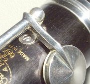 布菲E13单簧管的螺丝钉柱