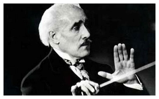 著名意大利指挥家：阿尔图罗托斯卡尼尼（Arturo Toscanini）个人简介及照片