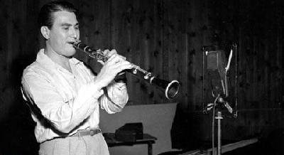 单簧管演奏家艾特肖（Artie Shaw)简介